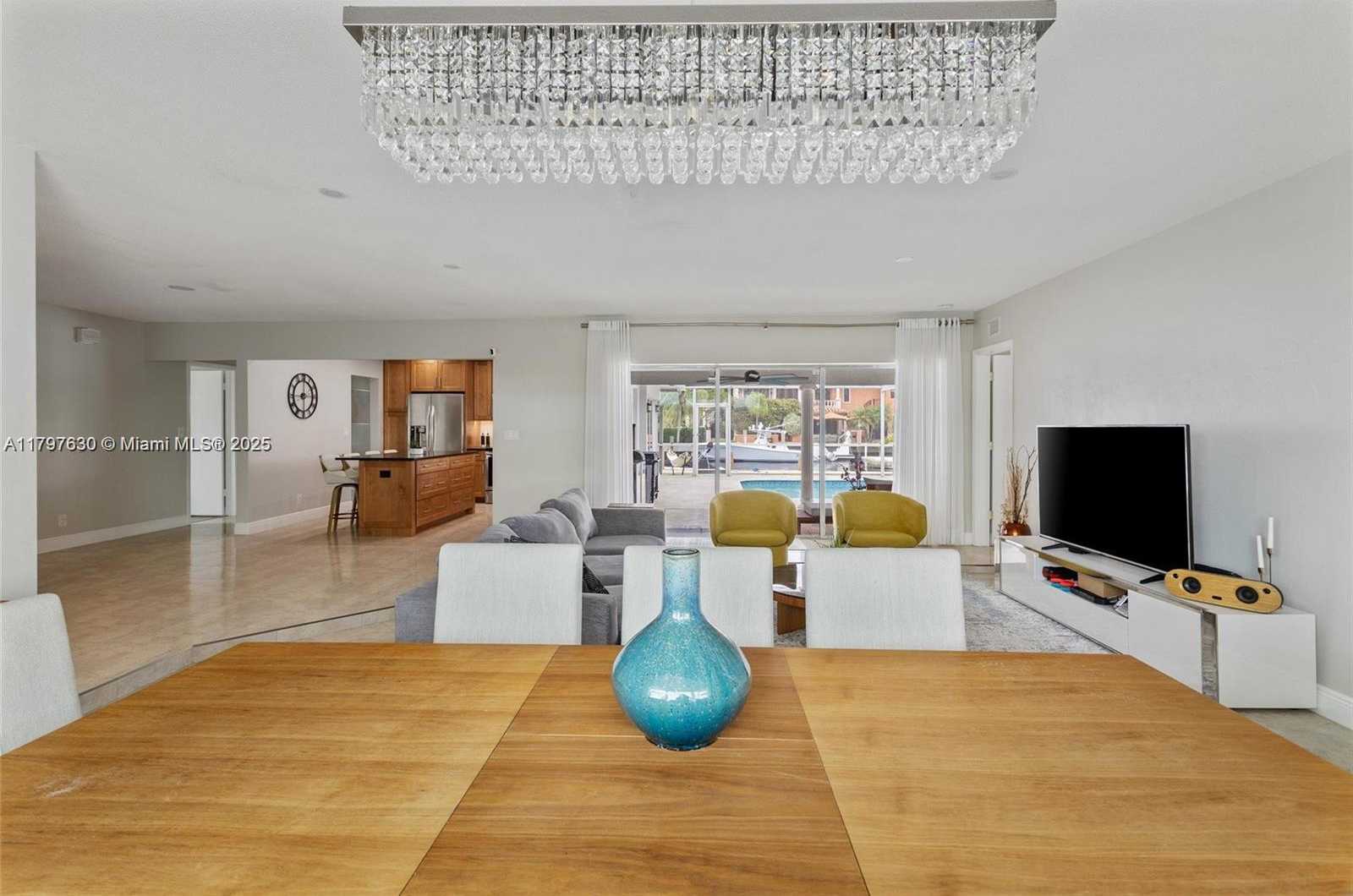 Small Image of 608 1ST KEY DR, Fort Lauderdale Number 17