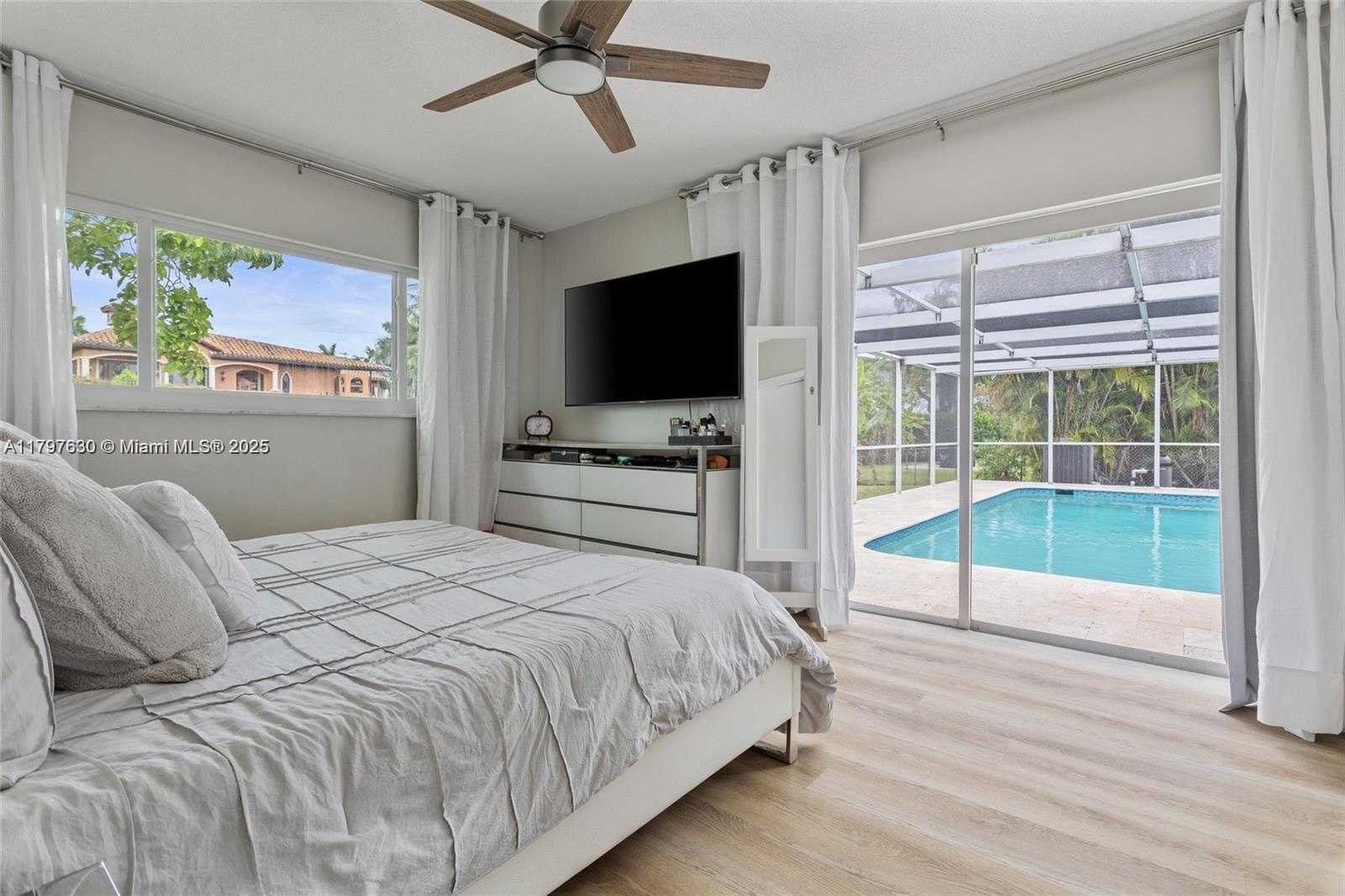 Small Image of 608 1ST KEY DR, Fort Lauderdale Number 21