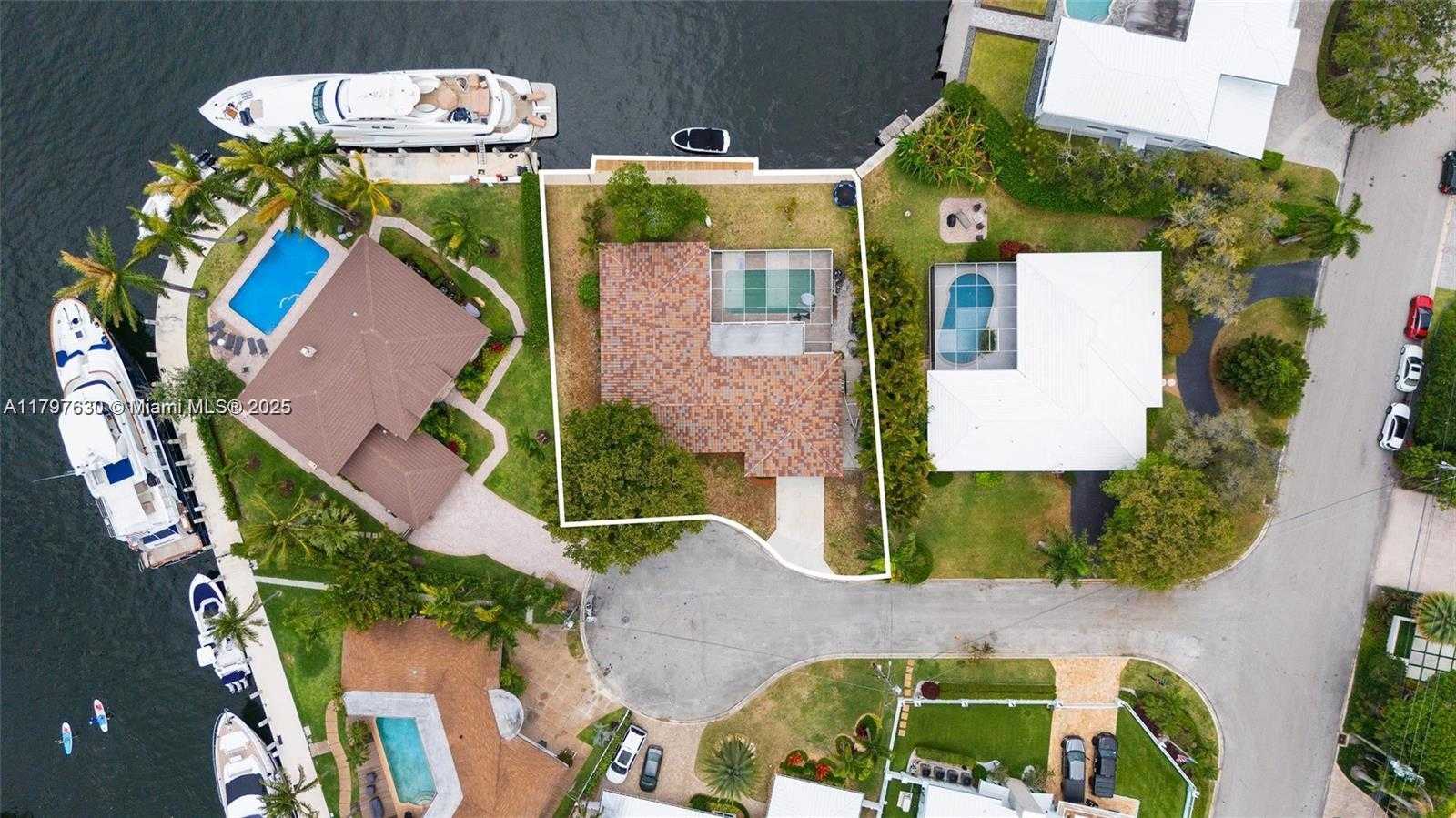 Small Image of 608 1ST KEY DR, Fort Lauderdale Number 34