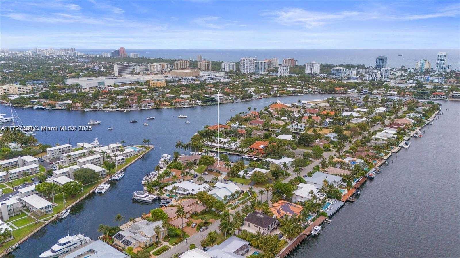Small Image of 608 1ST KEY DR, Fort Lauderdale Number 37