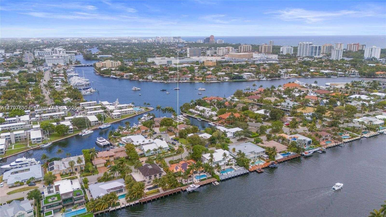 Small Image of 608 1ST KEY DR, Fort Lauderdale Number 38