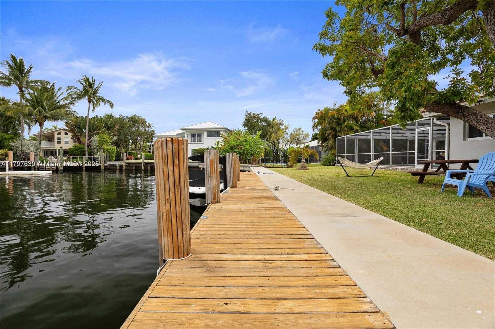 Small Image of 608 1ST KEY DR, Fort Lauderdale Number 9