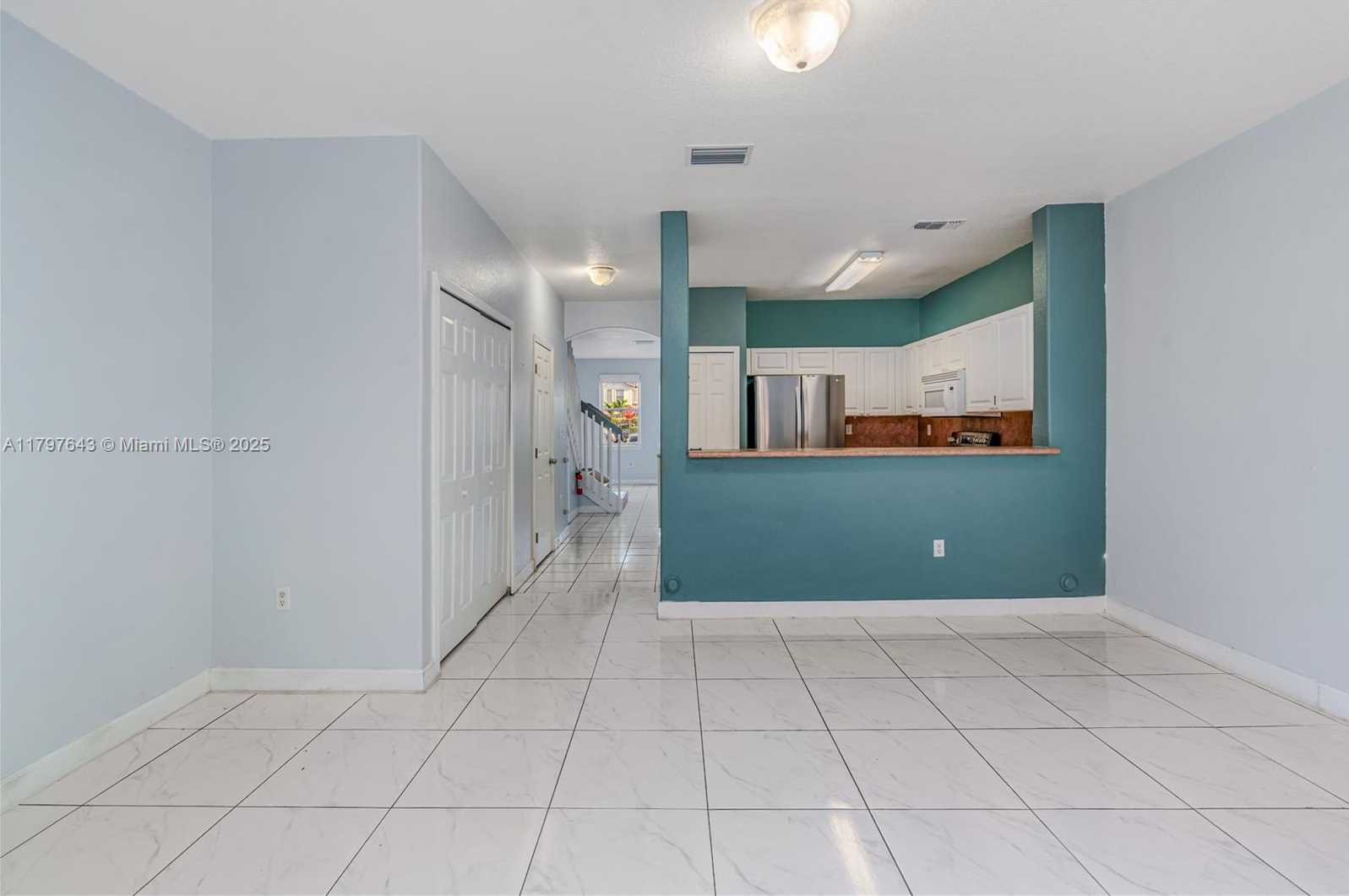 Small Image of 5460 NORTH WEST 107TH AVE #111, Doral Number 10