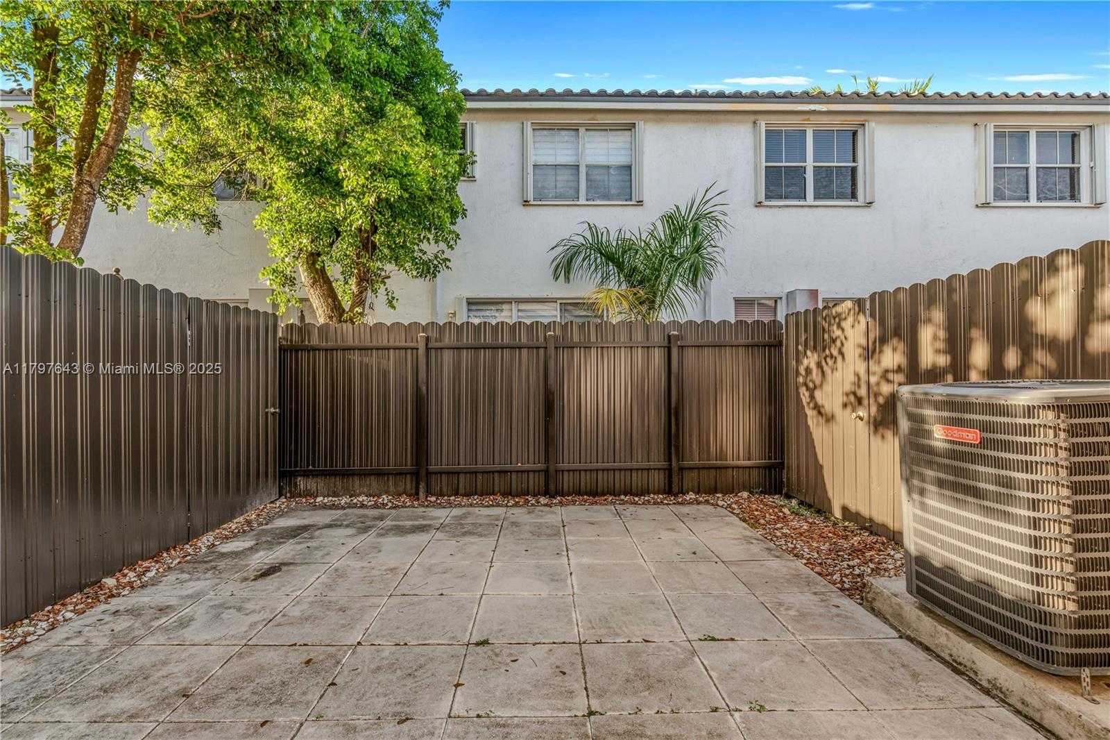 Small Image of 5460 NORTH WEST 107TH AVE #111, Doral Number 13