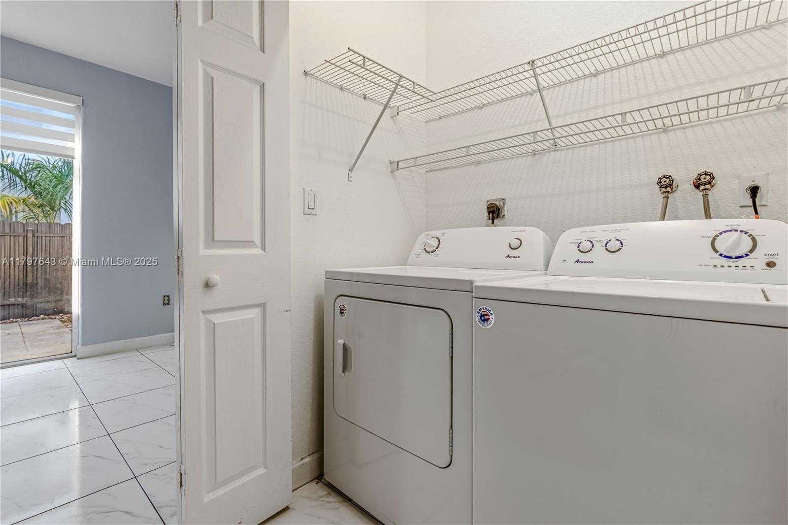 Small Image of 5460 NORTH WEST 107TH AVE #111, Doral Number 16