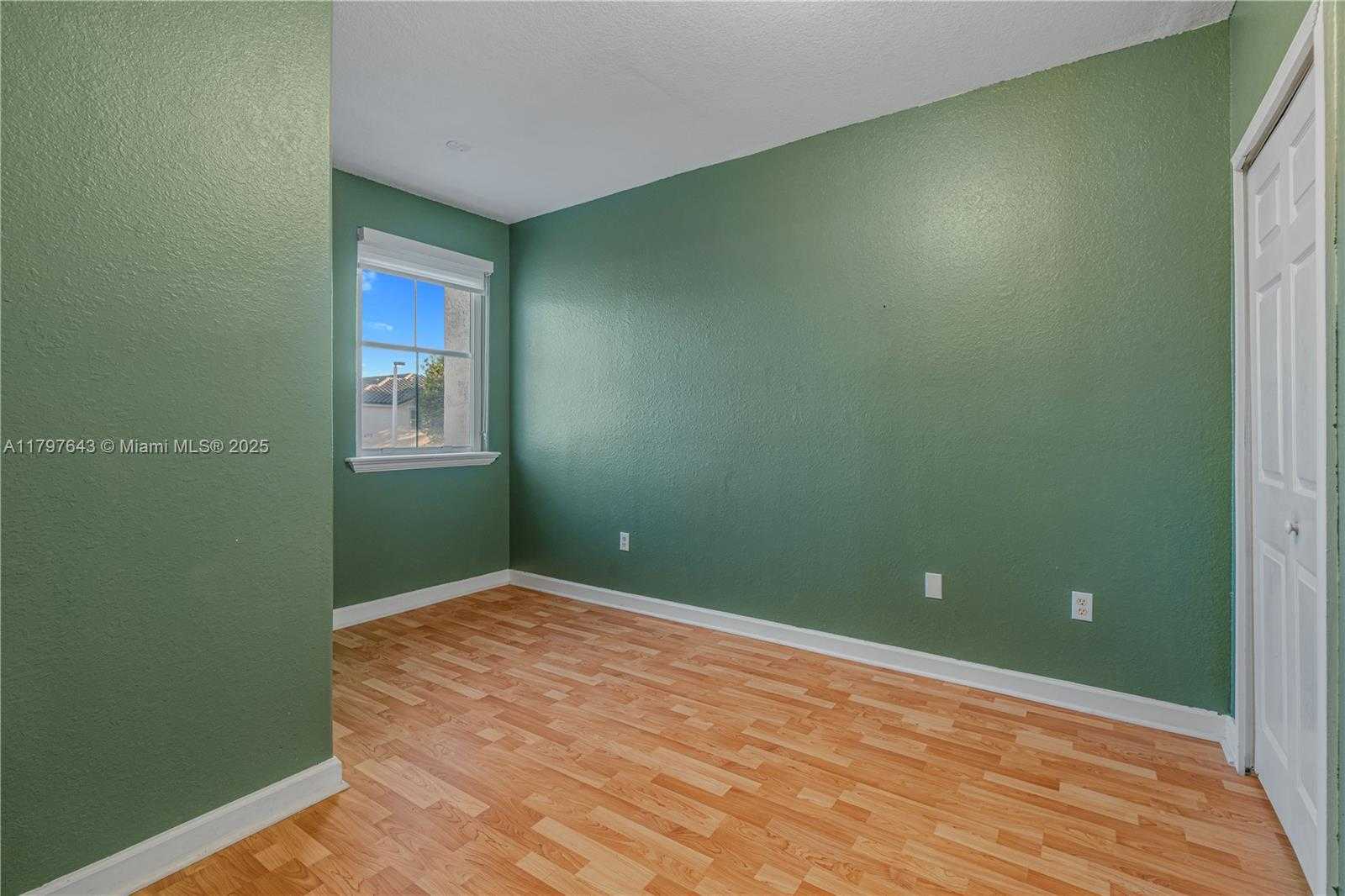 Small Image of 5460 NORTH WEST 107TH AVE #111, Doral Number 22