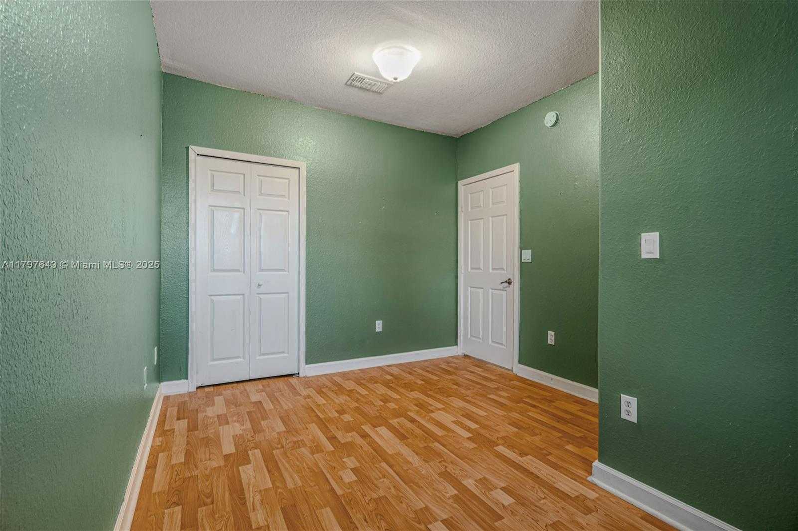 Small Image of 5460 NORTH WEST 107TH AVE #111, Doral Number 23