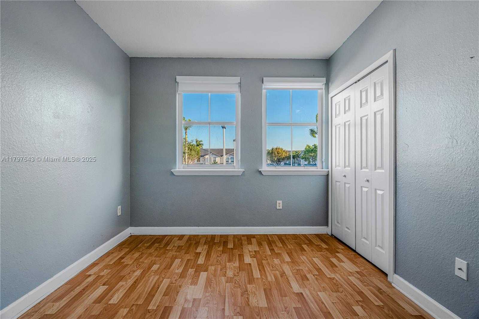 Small Image of 5460 NORTH WEST 107TH AVE #111, Doral Number 25