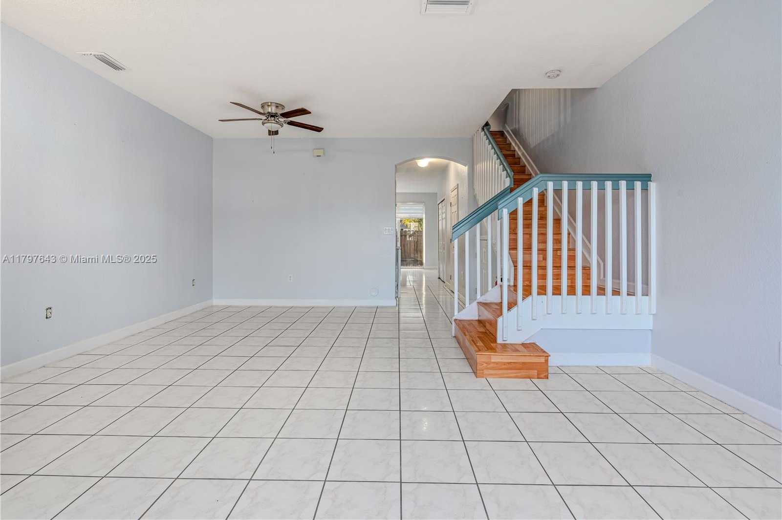 Small Image of 5460 NORTH WEST 107TH AVE #111, Doral Number 7