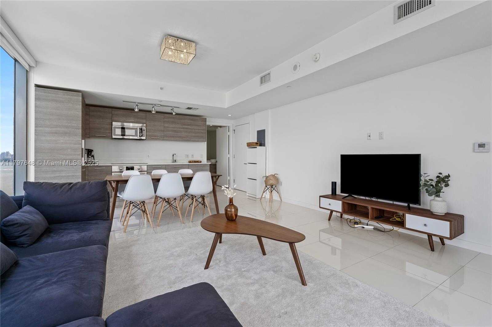 Small Image of 650 NORTH EAST 32ND ST #1808, Miami Number 27
