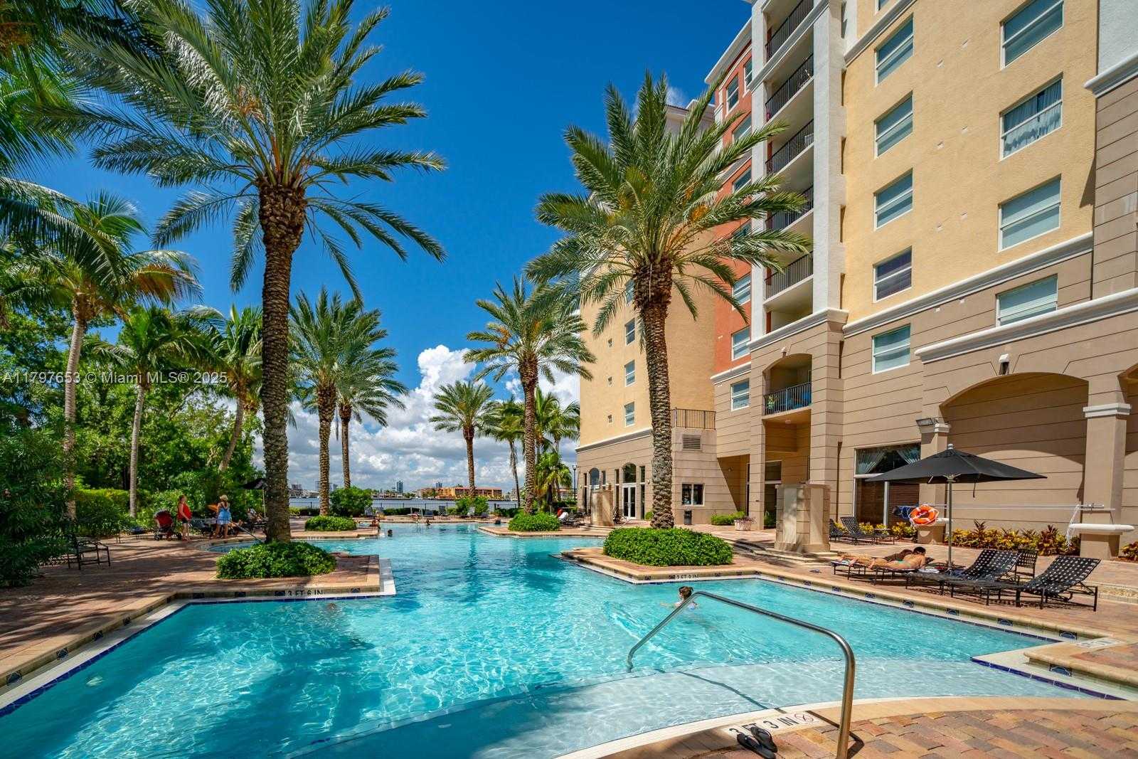 Small Image of 17150 NORTH BAY RD #2115, Sunny Isles Beach Number 3