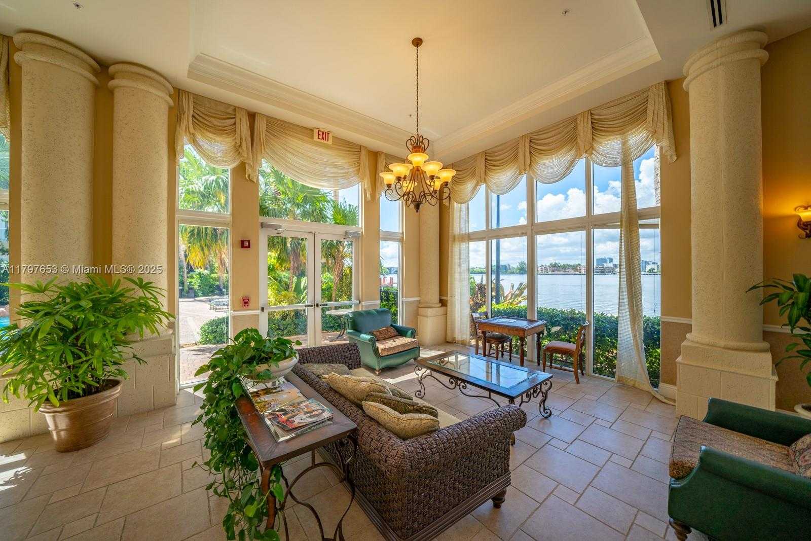 Small Image of 17150 NORTH BAY RD #2115, Sunny Isles Beach Number 6