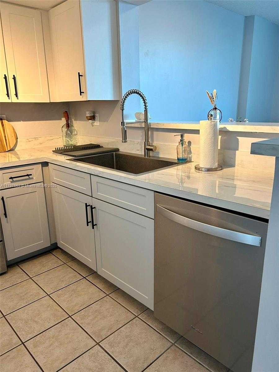 Small Image of 3000 CORAL WAY #407, Miami Number 11