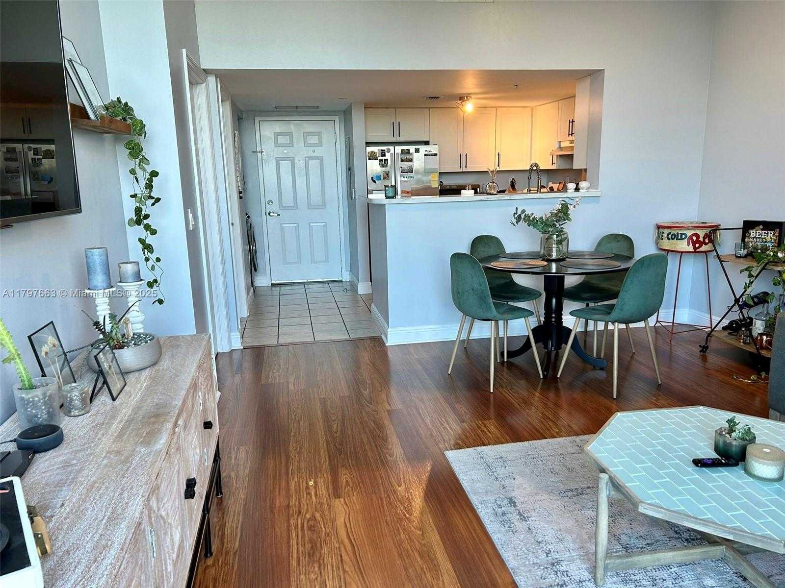 Small Image of 3000 CORAL WAY #407, Miami Number 14