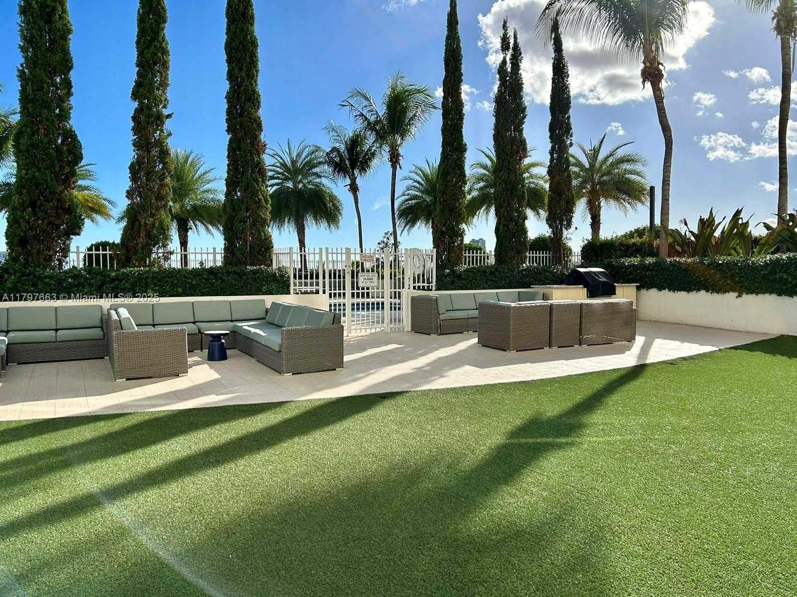 Small Image of 3000 CORAL WAY #407, Miami Number 25