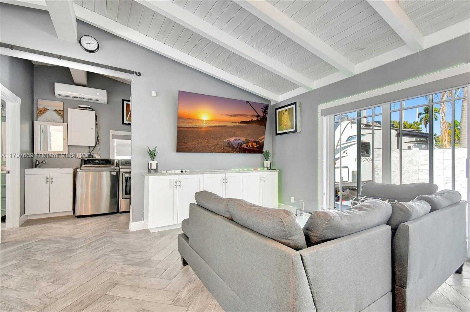 Small Image of 2531 GULFSTREAM LN #2531, Fort Lauderdale Number 13