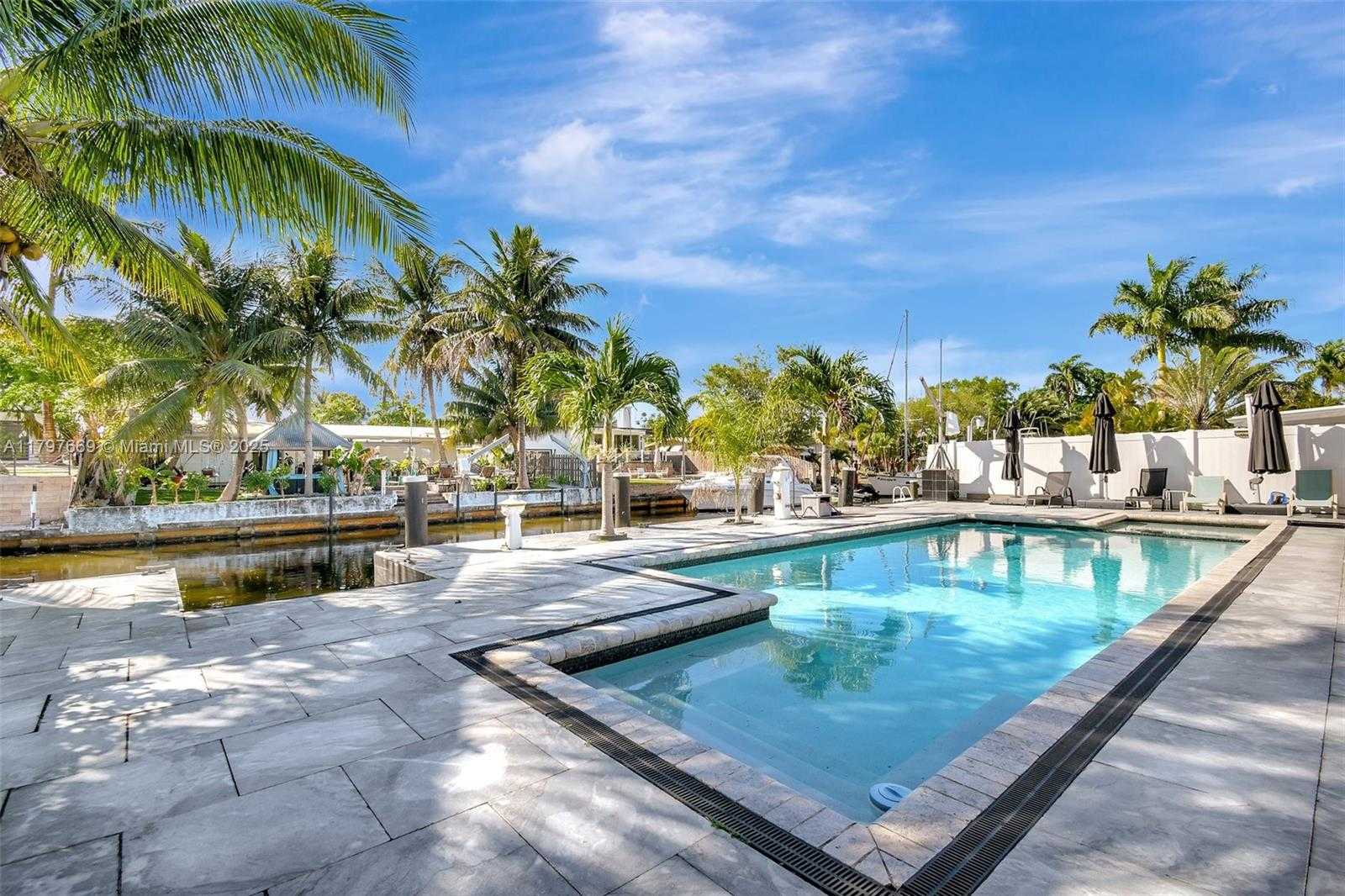 Small Image of 2531 GULFSTREAM LN #2531, Fort Lauderdale Number 31
