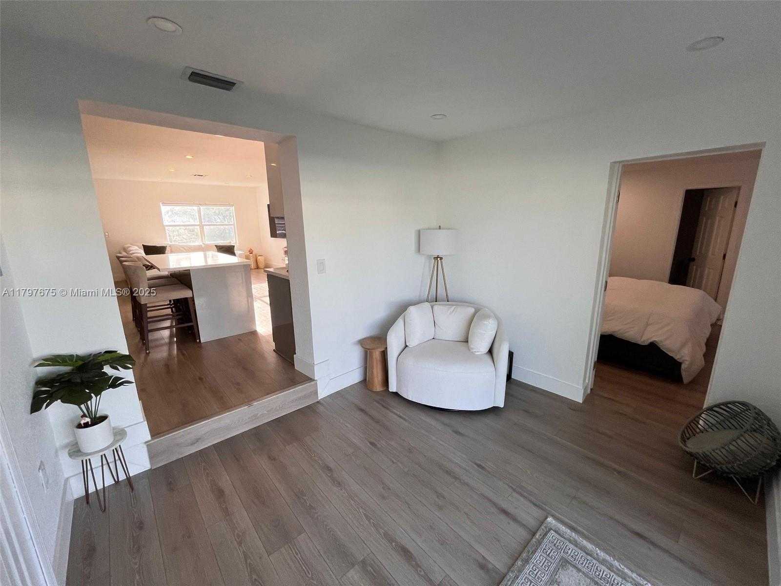 Small Image of 18361 NORTH EAST 20TH PL #18361, North Miami Beach Number 40