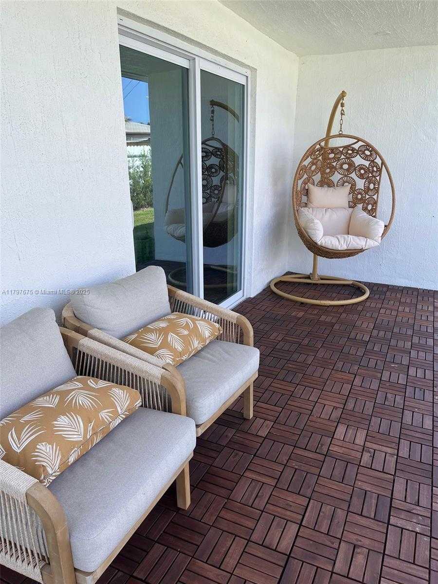Small Image of 18361 NORTH EAST 20TH PL #18361, North Miami Beach Number 54