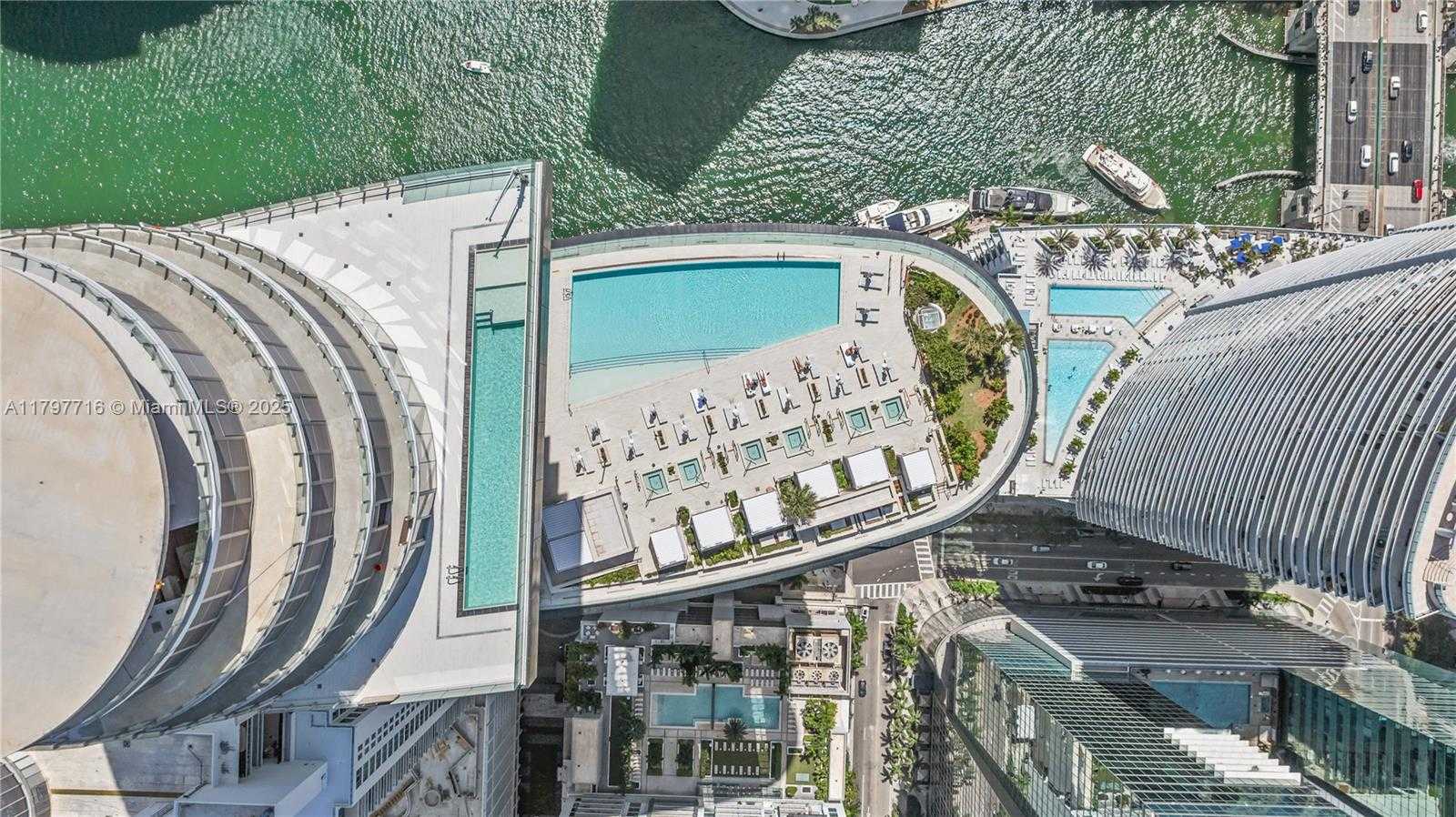 Small Image of 300 BISCAYNE BLVD WAY #E1106, Miami Number 8