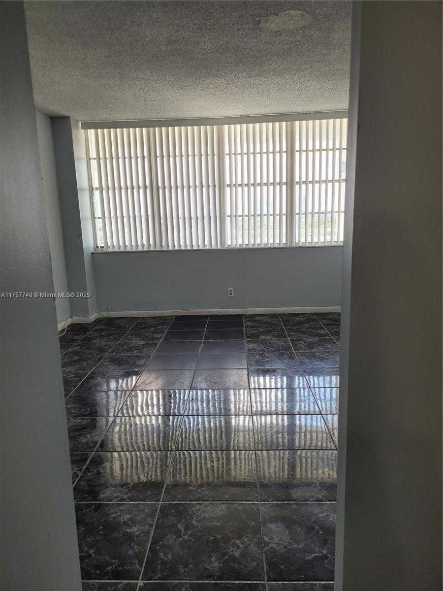 Small Image of 2025 NORTH EAST 164TH ST #819, North Miami Beach Number 8