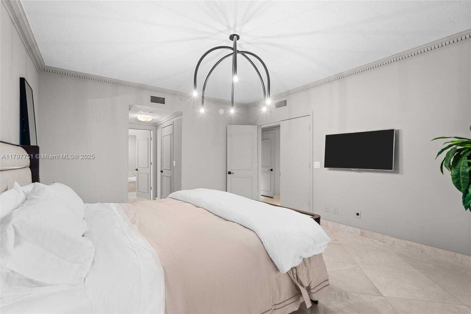 Small Image of 2100 NORTH OCEAN BLVD #18D, Fort Lauderdale Number 23
