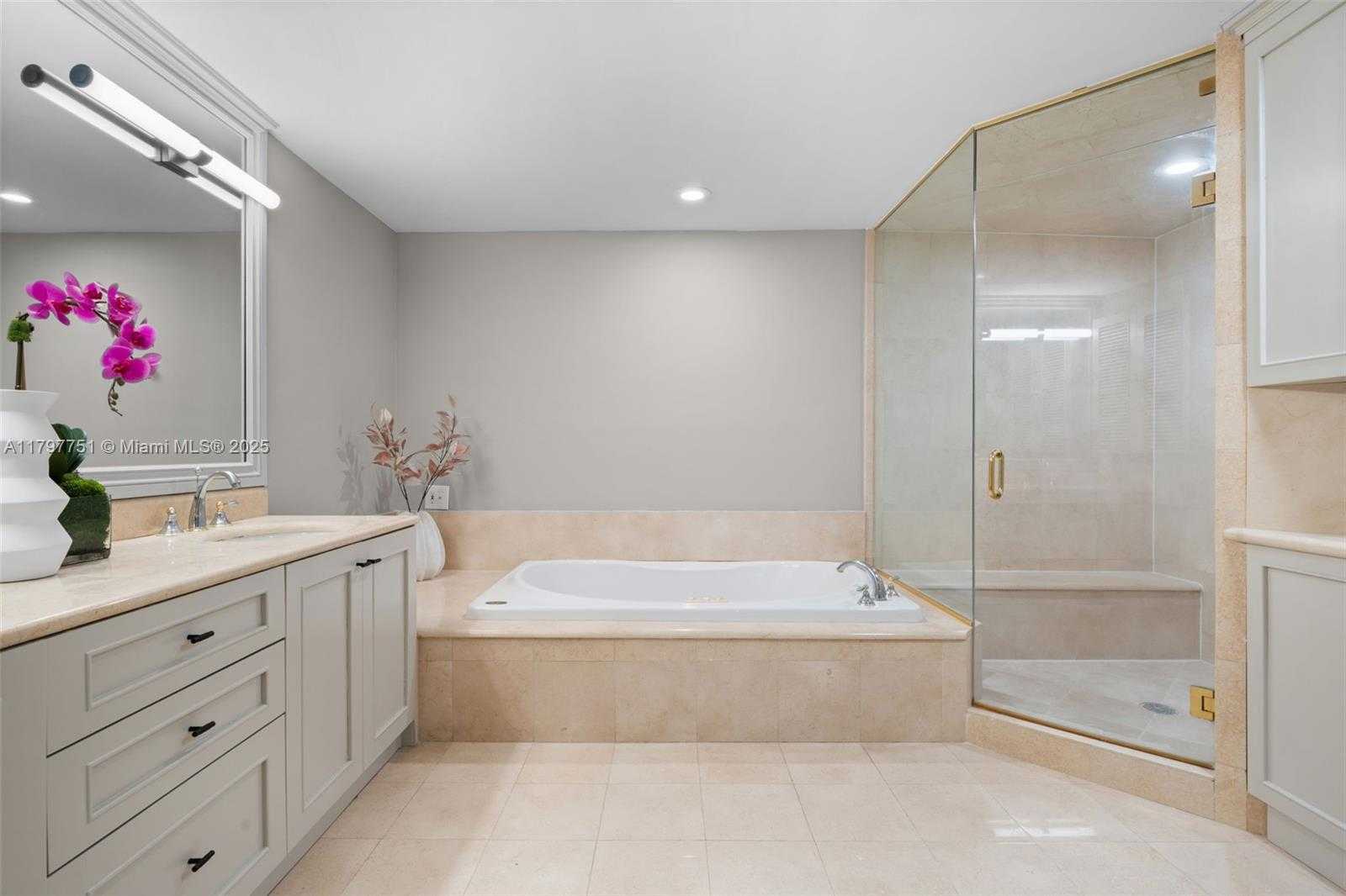 Small Image of 2100 NORTH OCEAN BLVD #18D, Fort Lauderdale Number 25