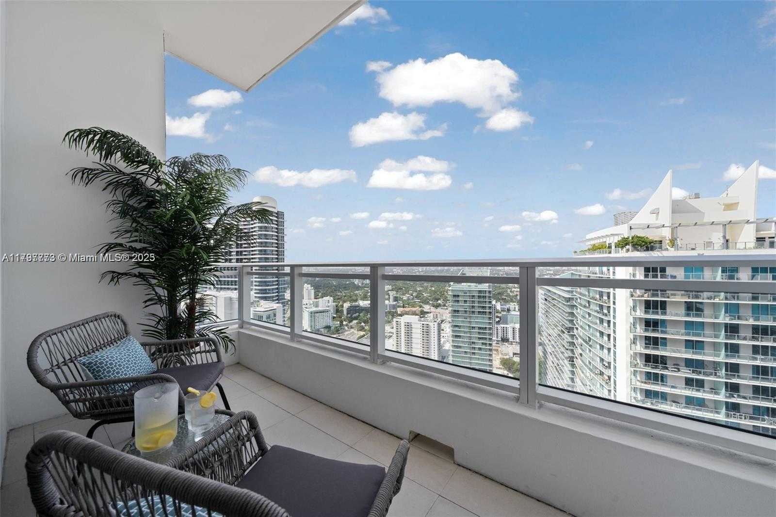 Small Image of 1080 BRICKELL AVE #4207, Miami Number 16