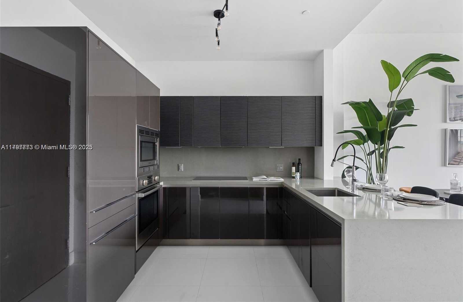 Small Image of 1080 BRICKELL AVE #4207, Miami Number 6