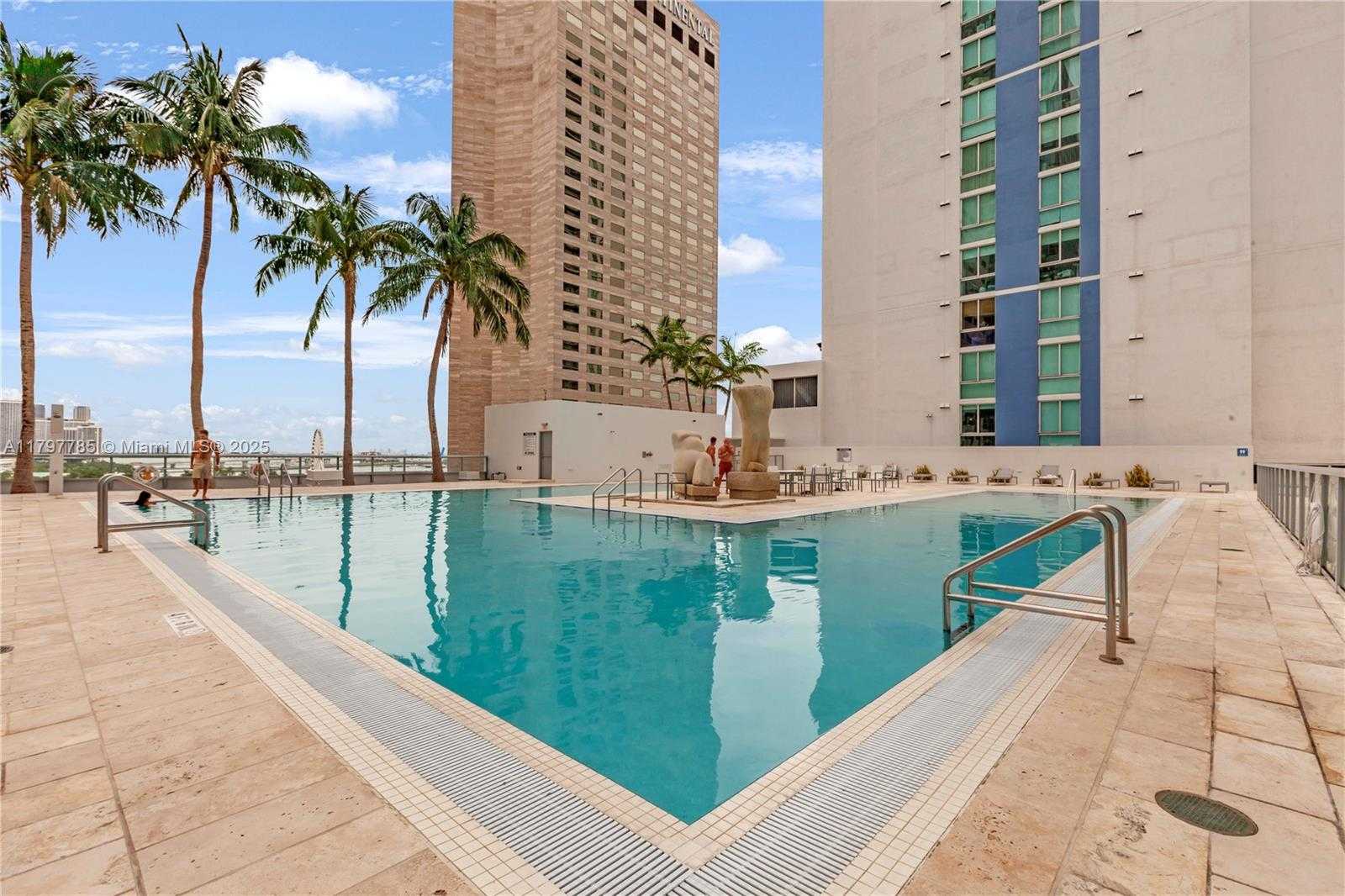 Small Image of 325 SOUTH BISCAYNE BLVD #3222, Miami Number 14