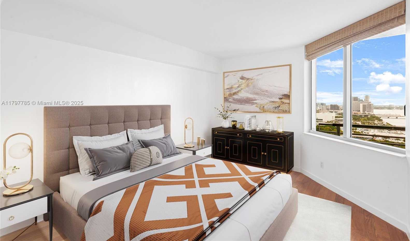 Small Image of 325 SOUTH BISCAYNE BLVD #3222, Miami Number 9