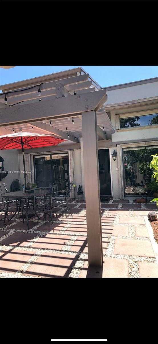 Small Image of 11041 SOUTH WEST 113TH PL, Miami Number 5