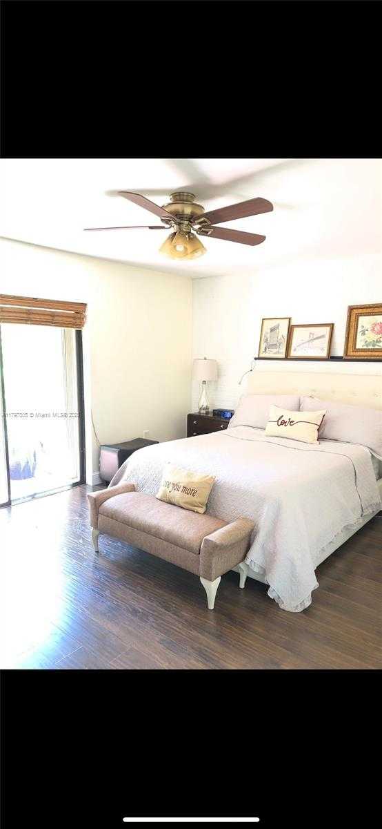 Small Image of 11041 SOUTH WEST 113TH PL, Miami Number 9