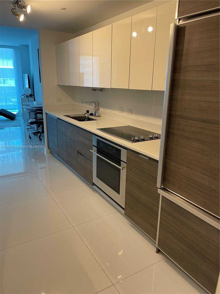 Small Image of 1100 SOUTH MIAMI AVE #3306, Miami Number 15