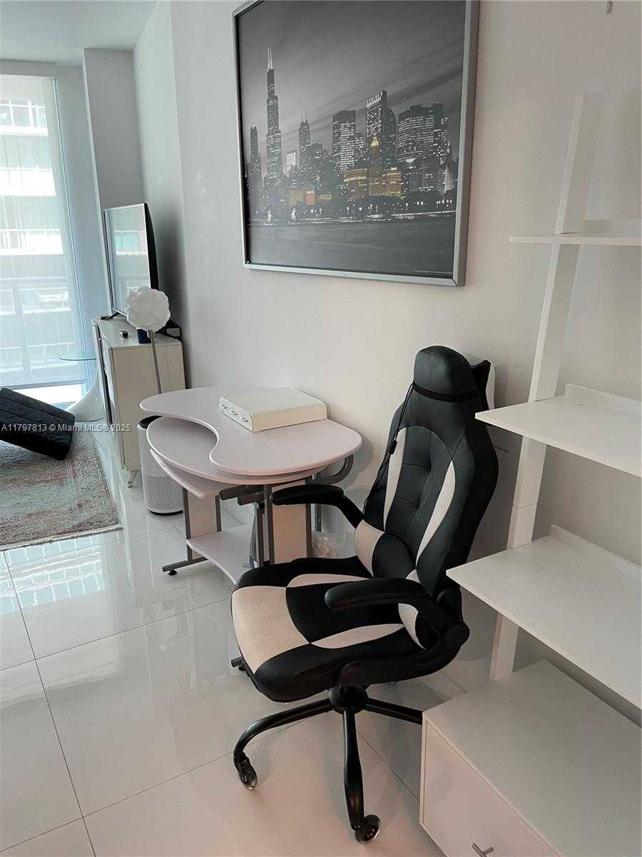 Small Image of 1100 SOUTH MIAMI AVE #3306, Miami Number 16
