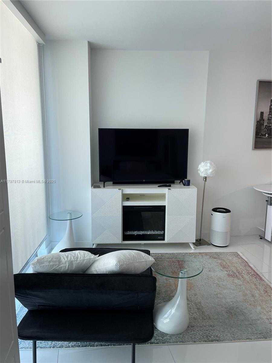 Small Image of 1100 SOUTH MIAMI AVE #3306, Miami Number 26