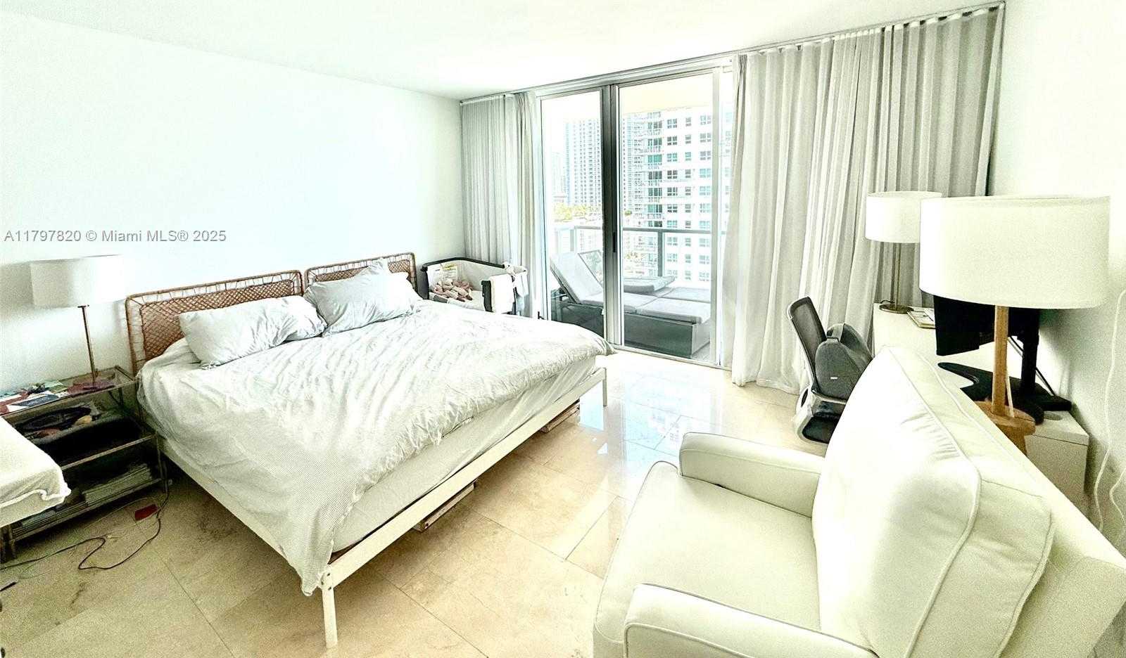 Small Image of 1155 BRICKELL BAY DR #1804, Miami Number 11