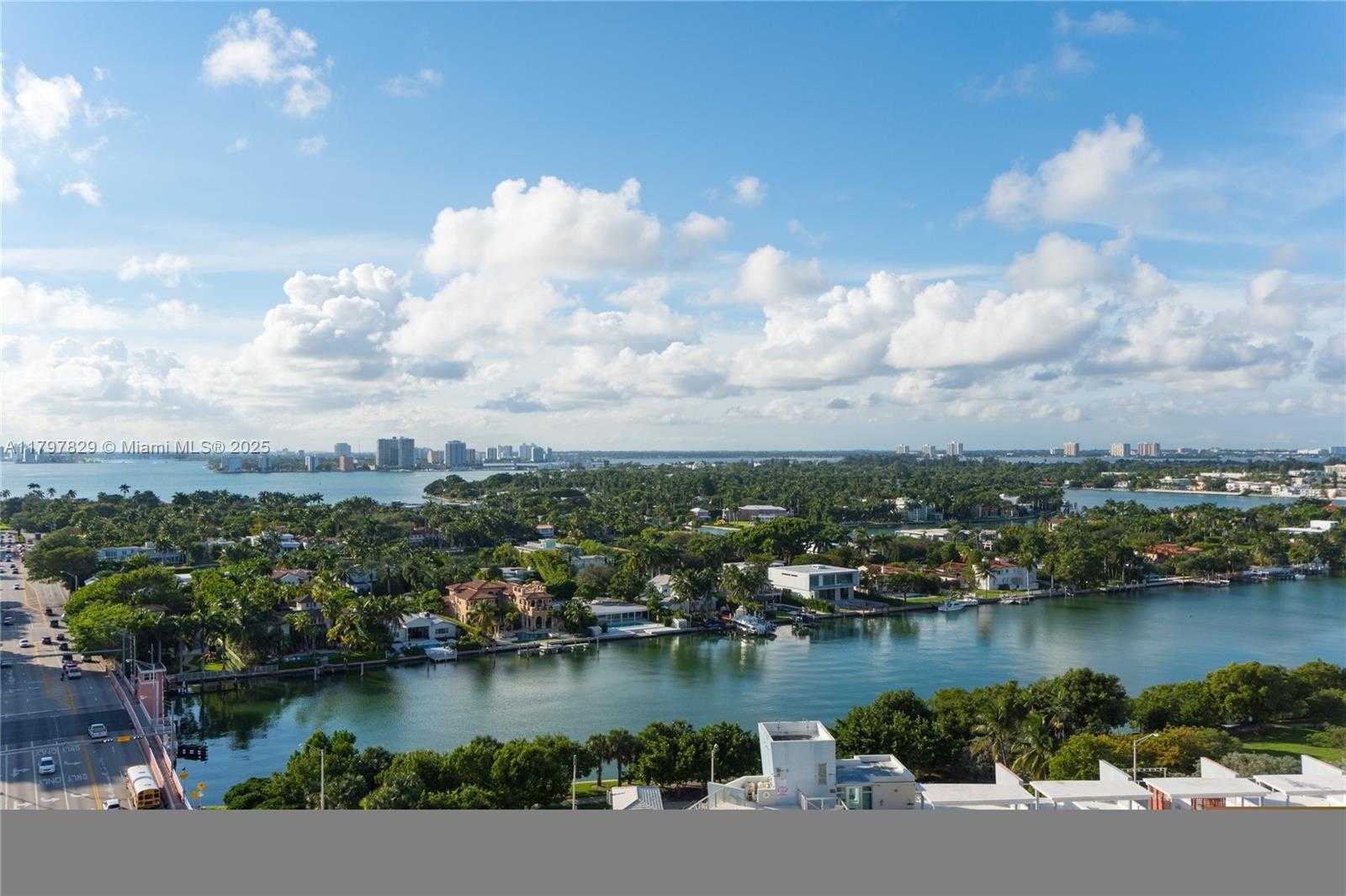 Small Image of 6301 COLLINS AVE #1805, Miami Beach Number 5