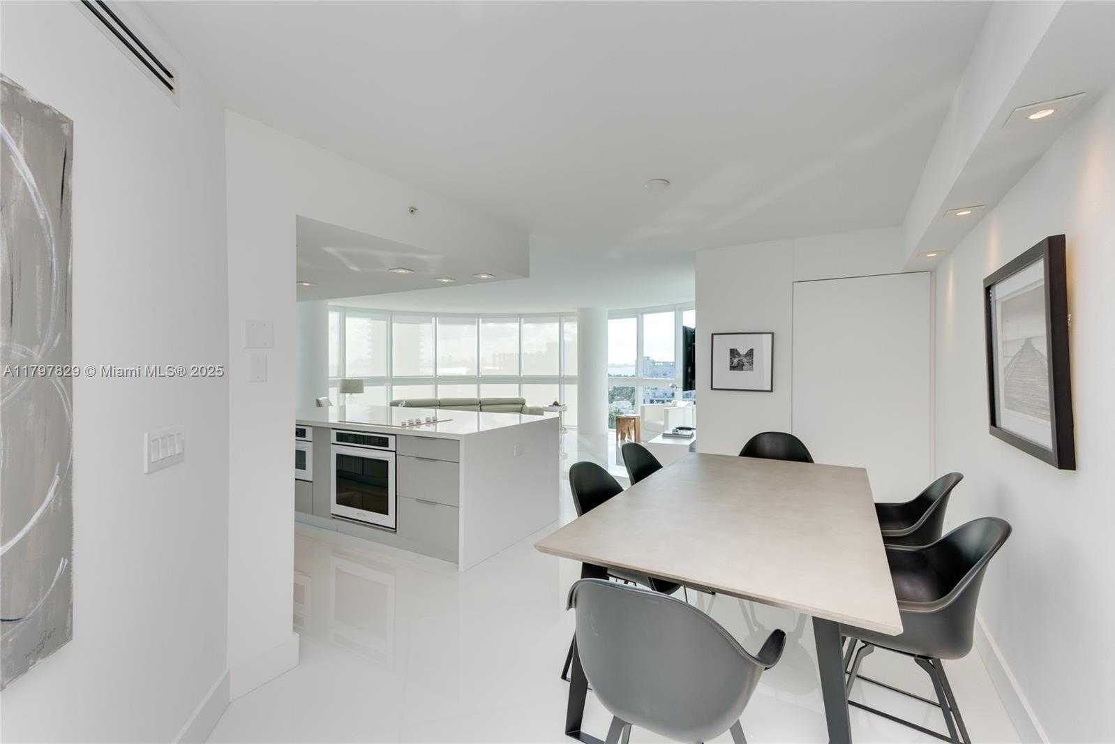 Small Image of 6301 COLLINS AVE #1805, Miami Beach Number 7