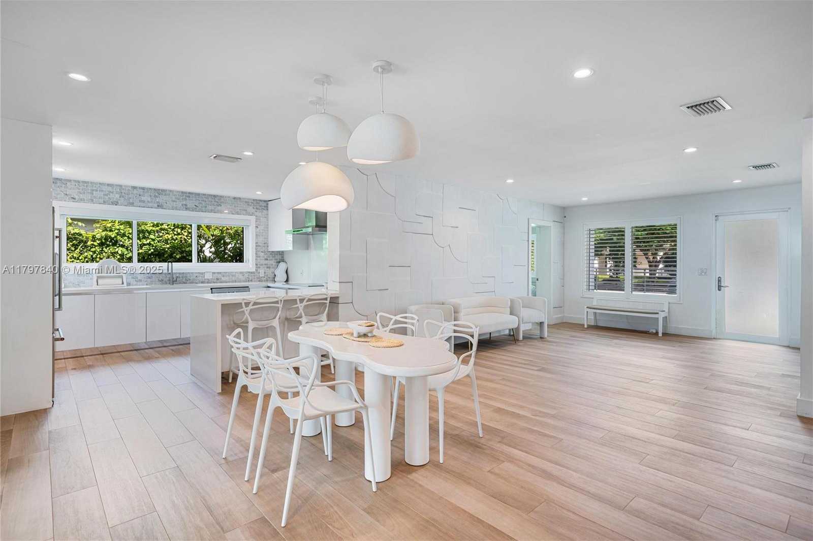 Small Image of 730 SOUTH WEST 26TH RD, Miami Number 11