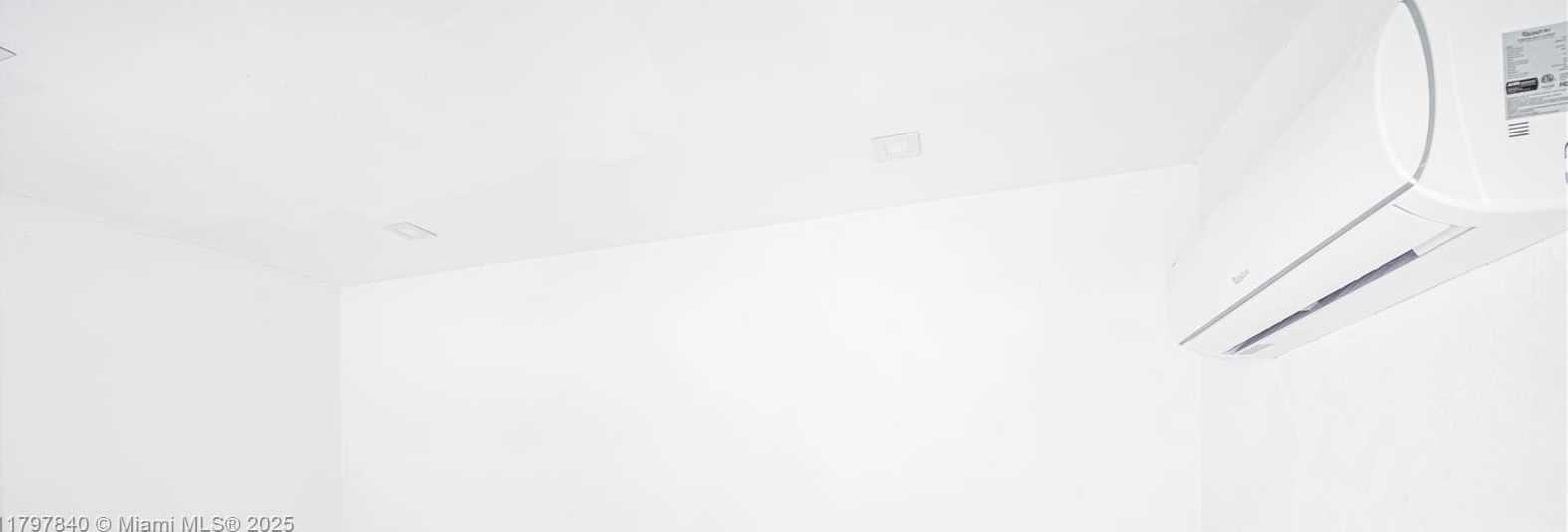 Small Image of 730 SOUTH WEST 26TH RD, Miami Number 36