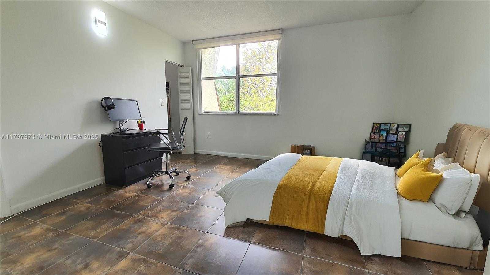 Small Image of 1655 NORTH EAST 115TH ST #28B, Miami Number 14