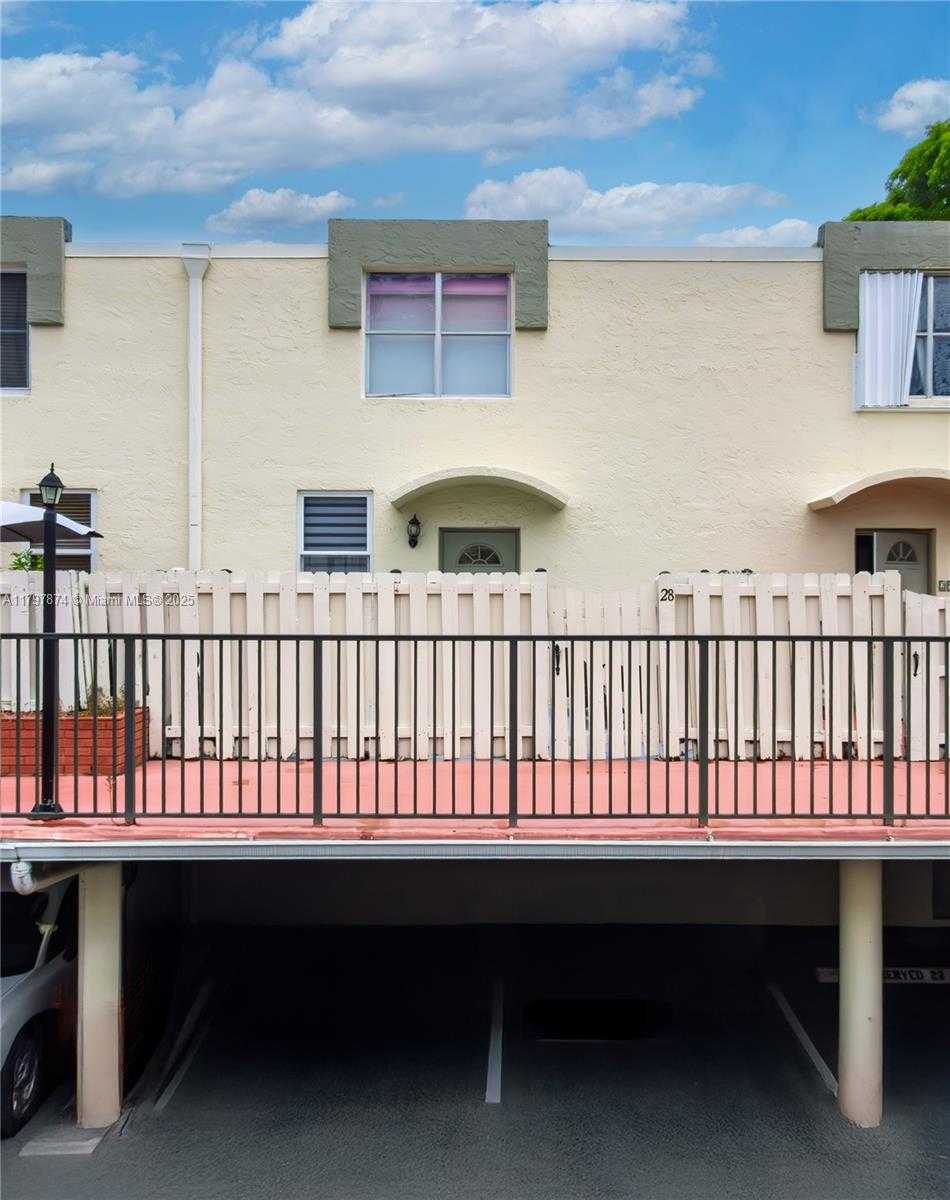 Small Image of 1655 NORTH EAST 115TH ST #28B, Miami Number 21