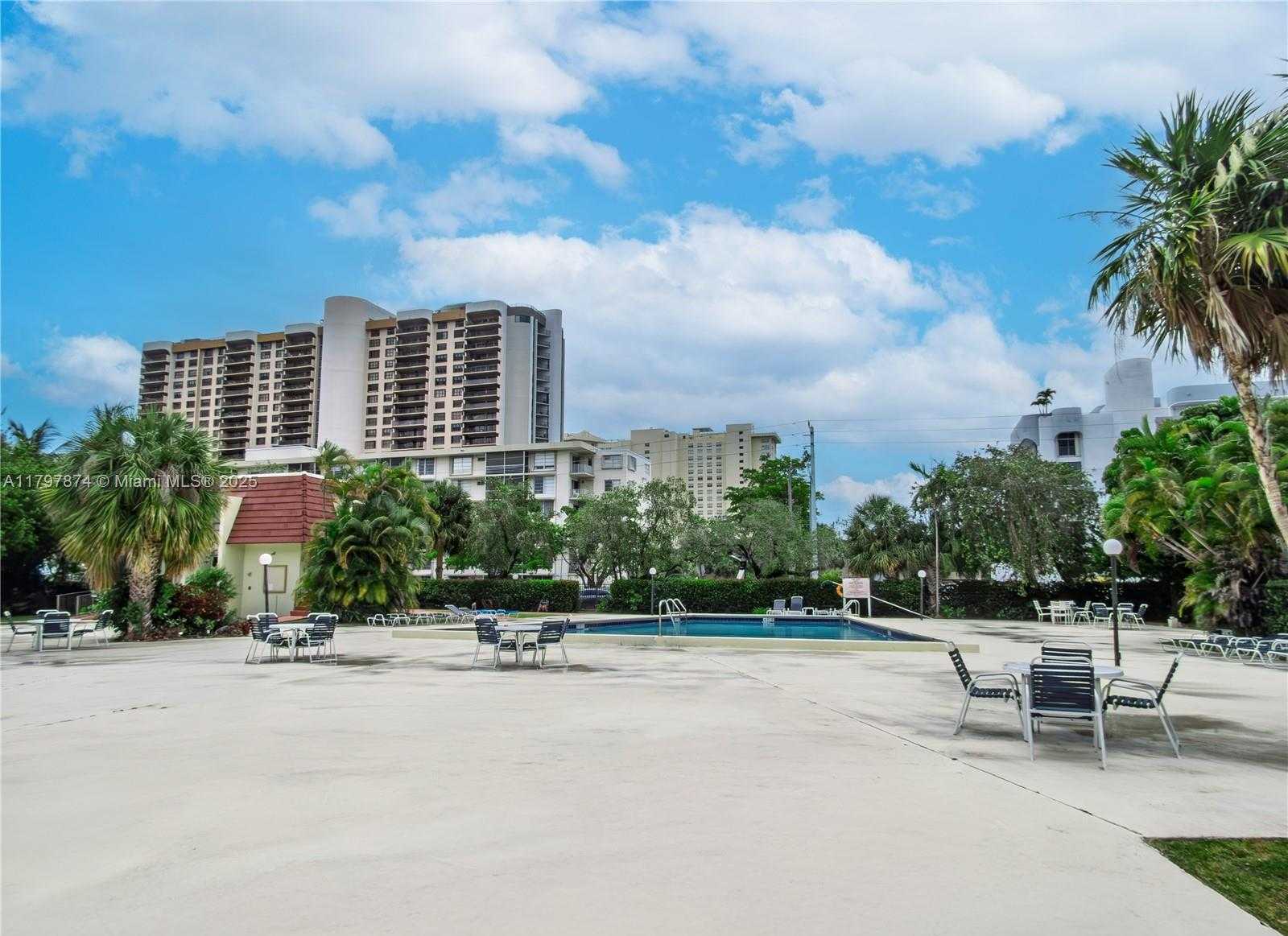 Small Image of 1655 NORTH EAST 115TH ST #28B, Miami Number 29