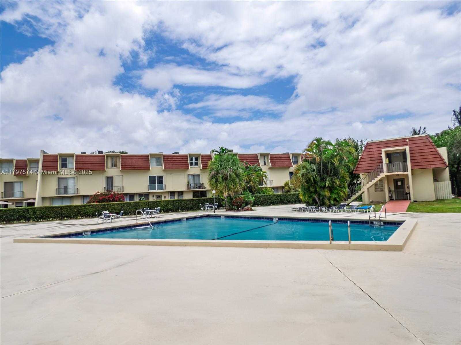 Small Image of 1655 NORTH EAST 115TH ST #28B, Miami Number 30