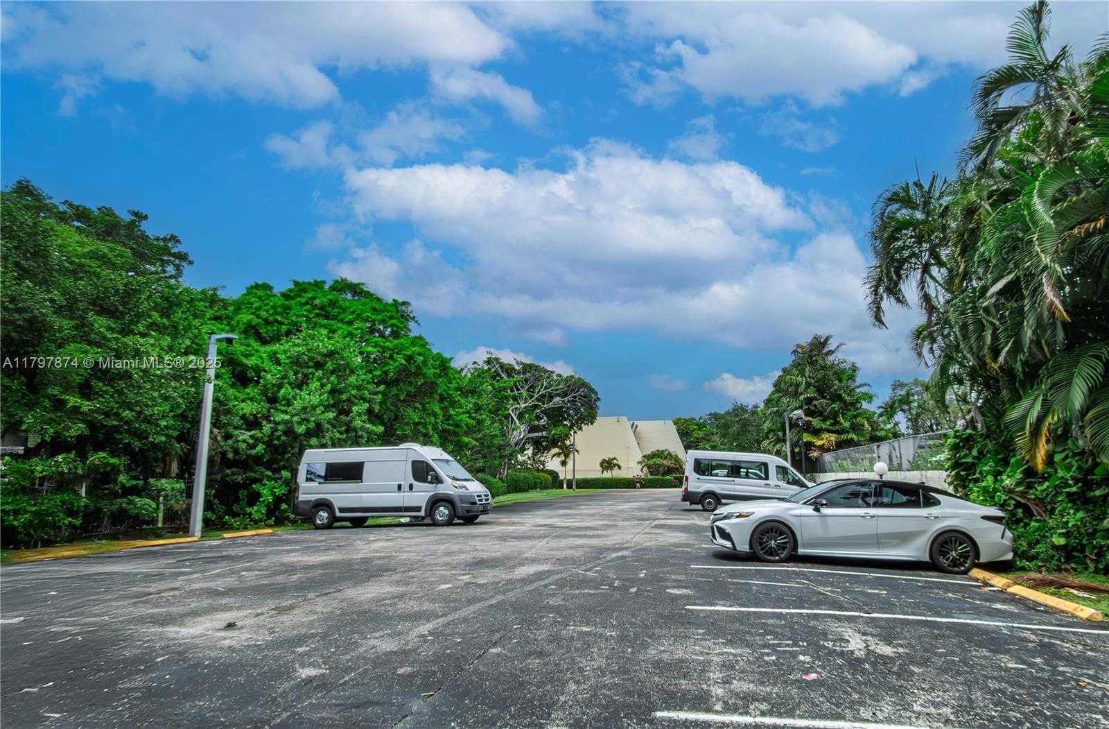 Small Image of 1655 NORTH EAST 115TH ST #28B, Miami Number 34