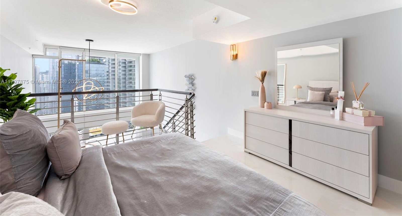Small Image of 41 SOUTH EAST 5TH ST #2306, Miami Number 11