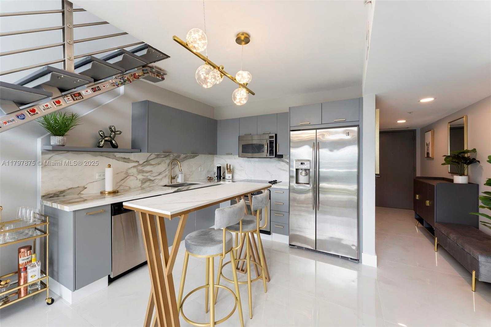 Small Image of 41 SOUTH EAST 5TH ST #2306, Miami Number 3