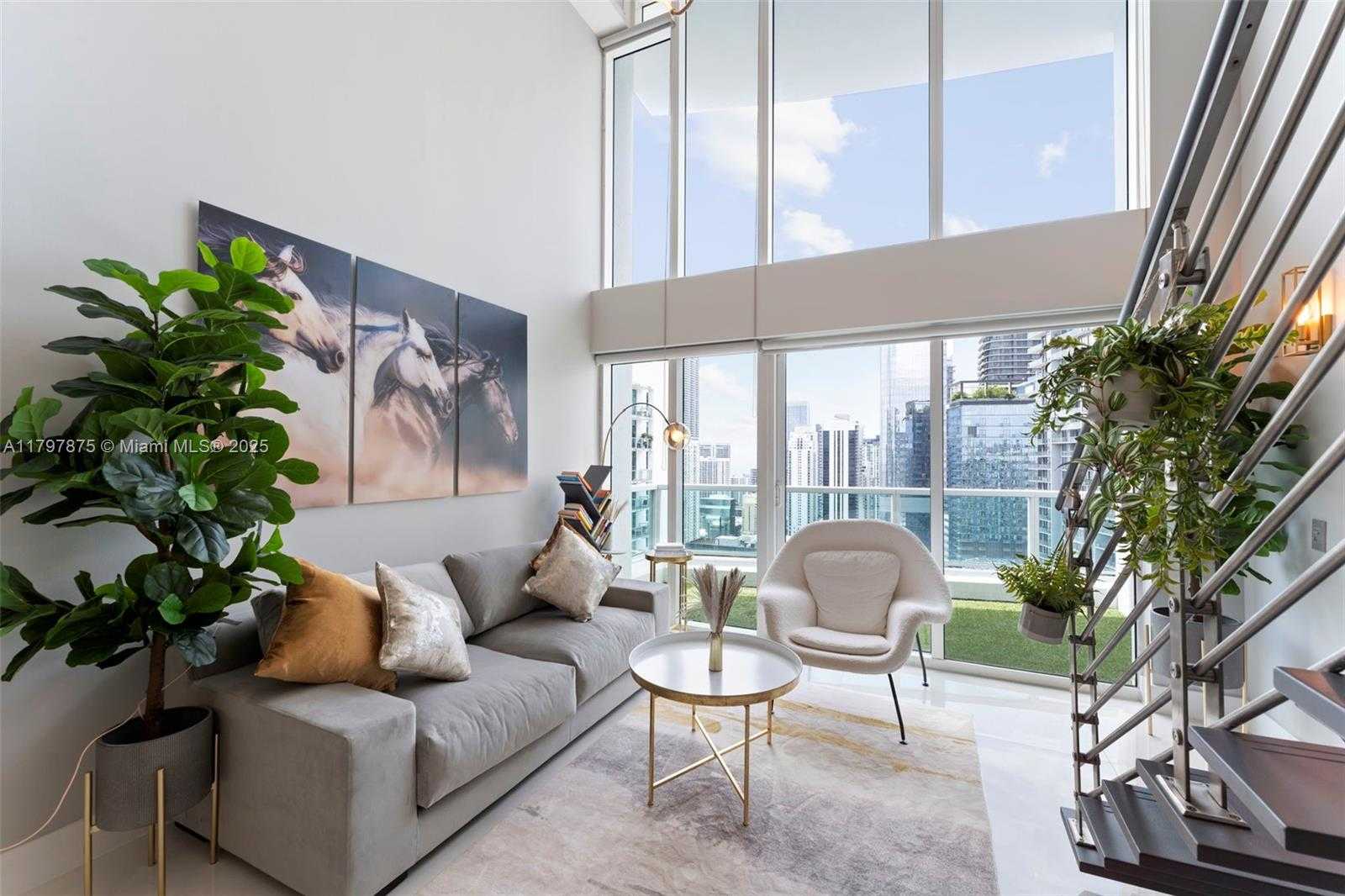 Small Image of 41 SOUTH EAST 5TH ST #2306, Miami Number 6