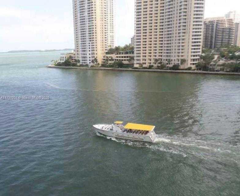 Small Image of 325 #823, Miami Number 14